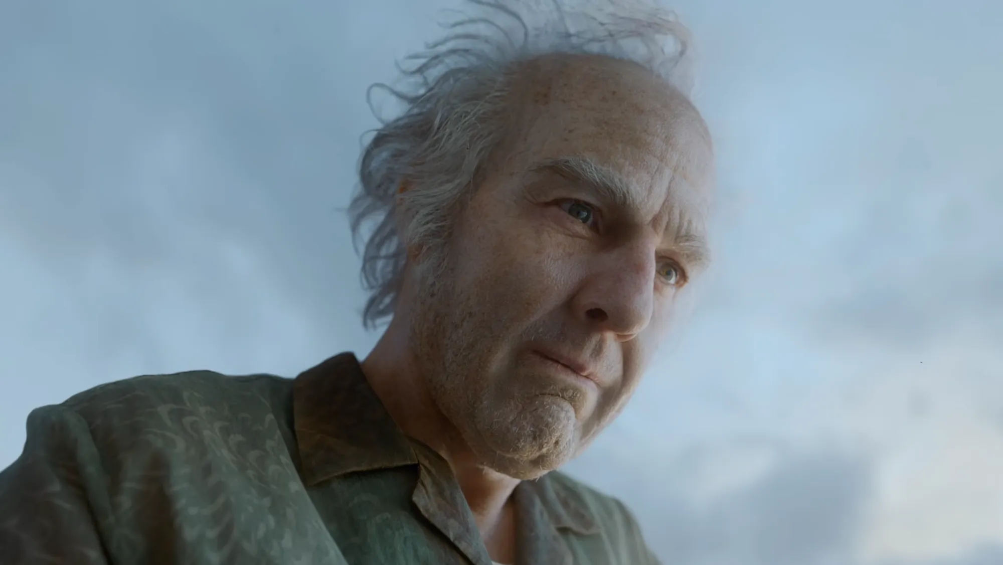 Tom Cruise looking old and surreal in prosthetics in Digger